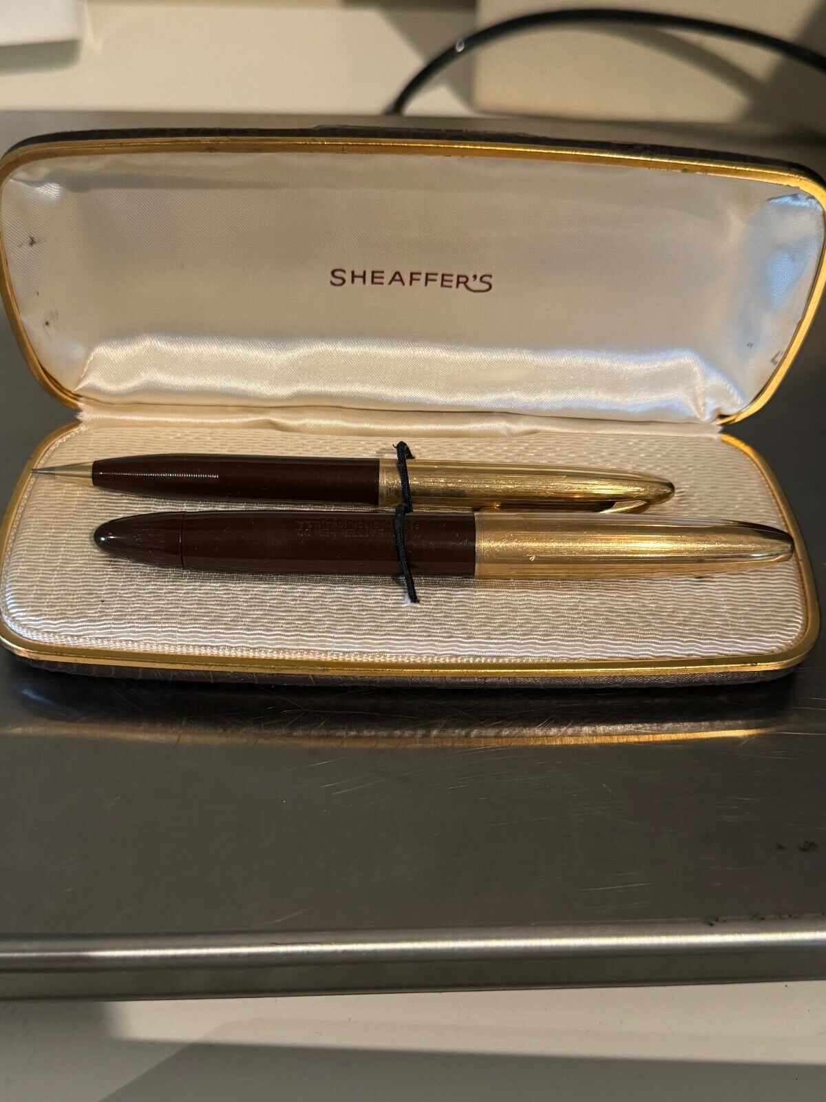 Sheaffer\'s Vintage Fountain Pen/Pencil Set in Hard Case