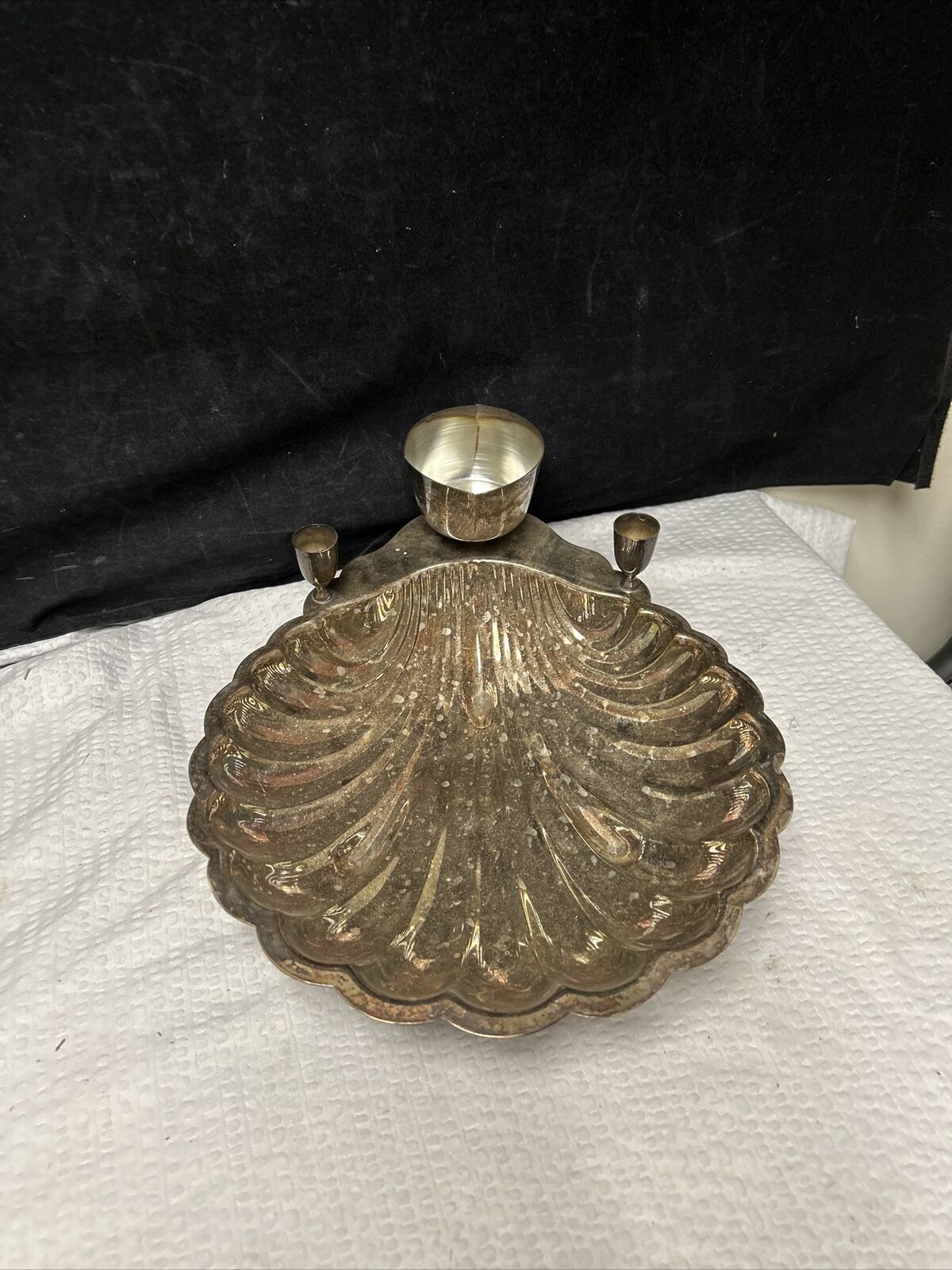 VINTAGE LARGE SILVER PLATED CLAM SHELL CHIP AND DIP TRAY WITH CANDLE HOLDERS