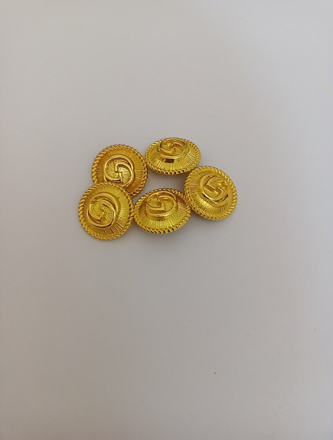 Lot Of 10 Gucci buttons 23mm   Gold Tone  mm  BUTTONS Designer Button 