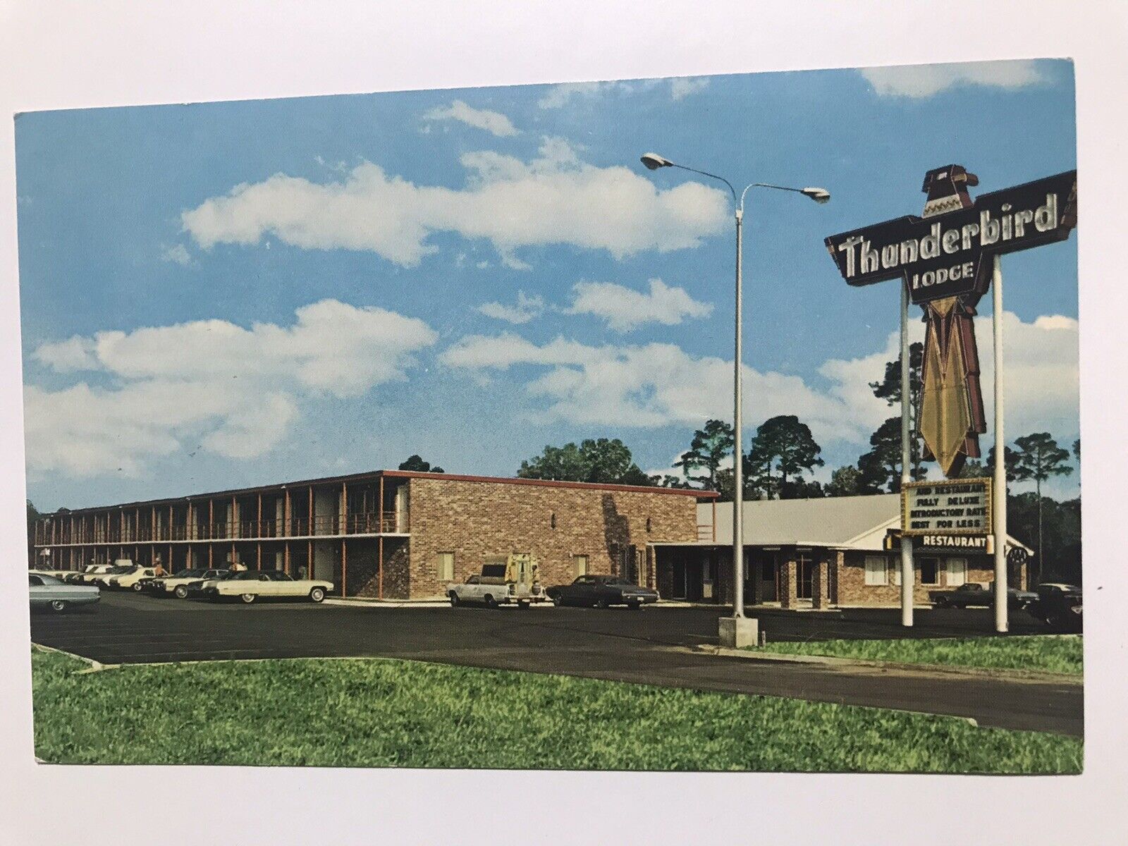 1960 Thunderbird Lodge Hardeeville South Carolina Postcard