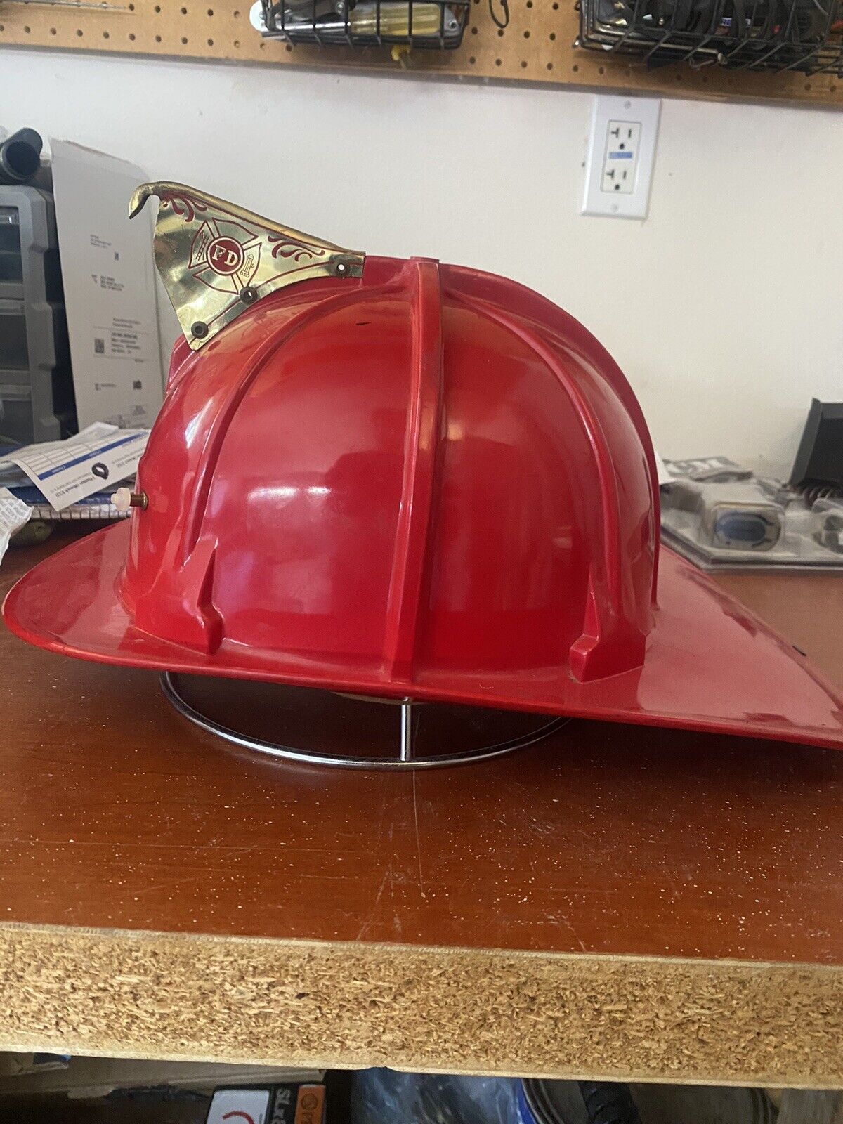 Cairns & Bro 880 Vintage fire Helmet. Red Smooth Brim.