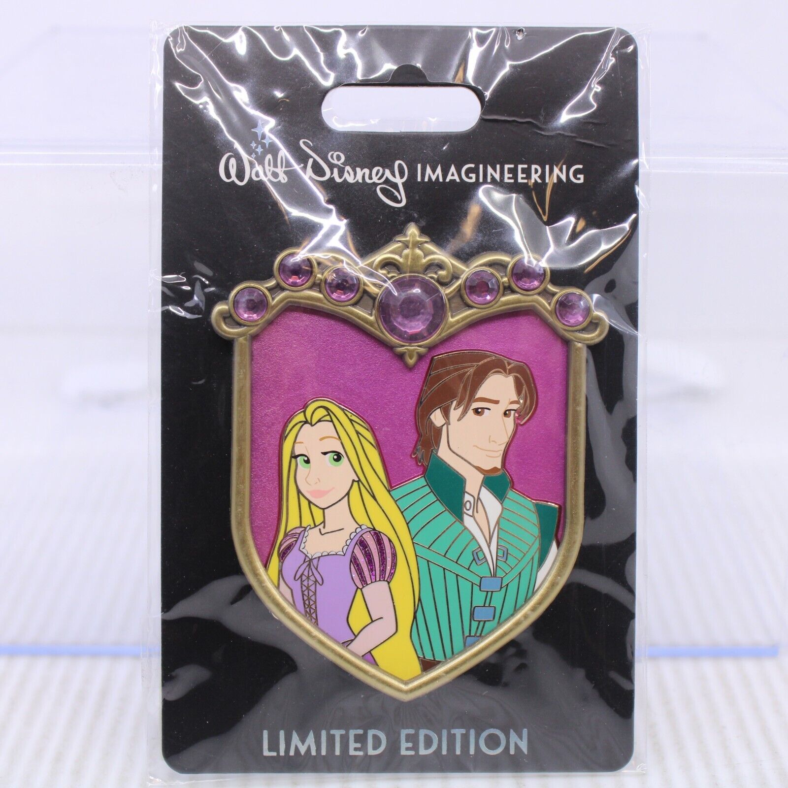 A5 Disney WDI LE Pin Couples Crest Rapunzel Flynn Rider Tangled Jeweled