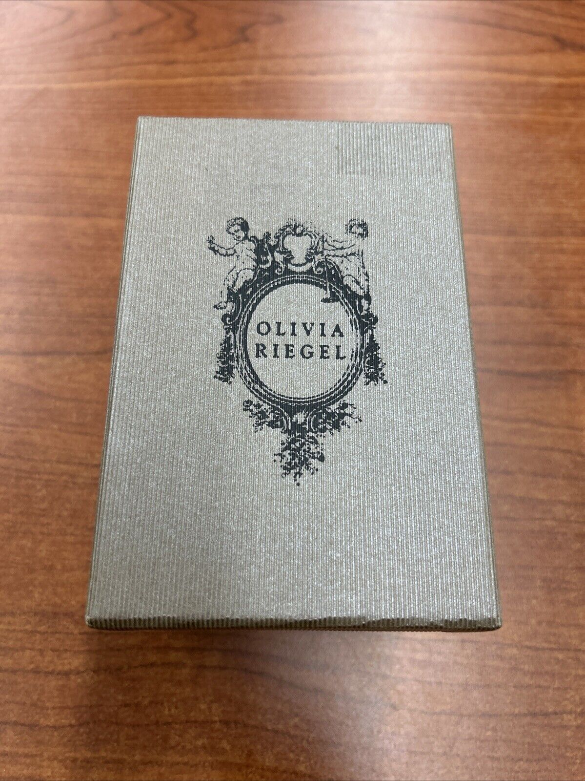 Olivia Riegel Swan Box Trinket Box New In Box 