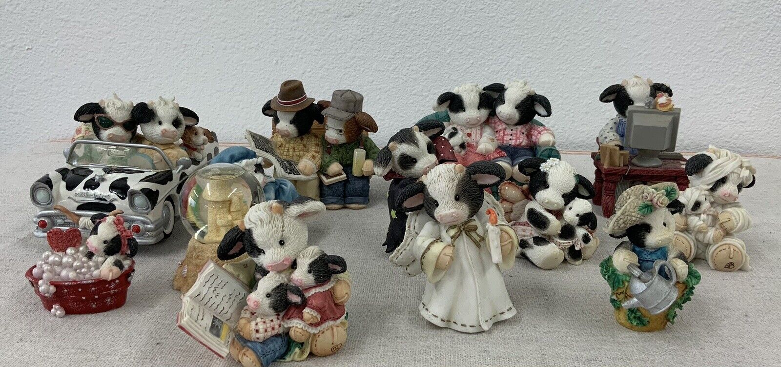 Vintage Mary\'s Moo Moos Collectible Lot of 12 Figurines 1994-2001  Enesco
