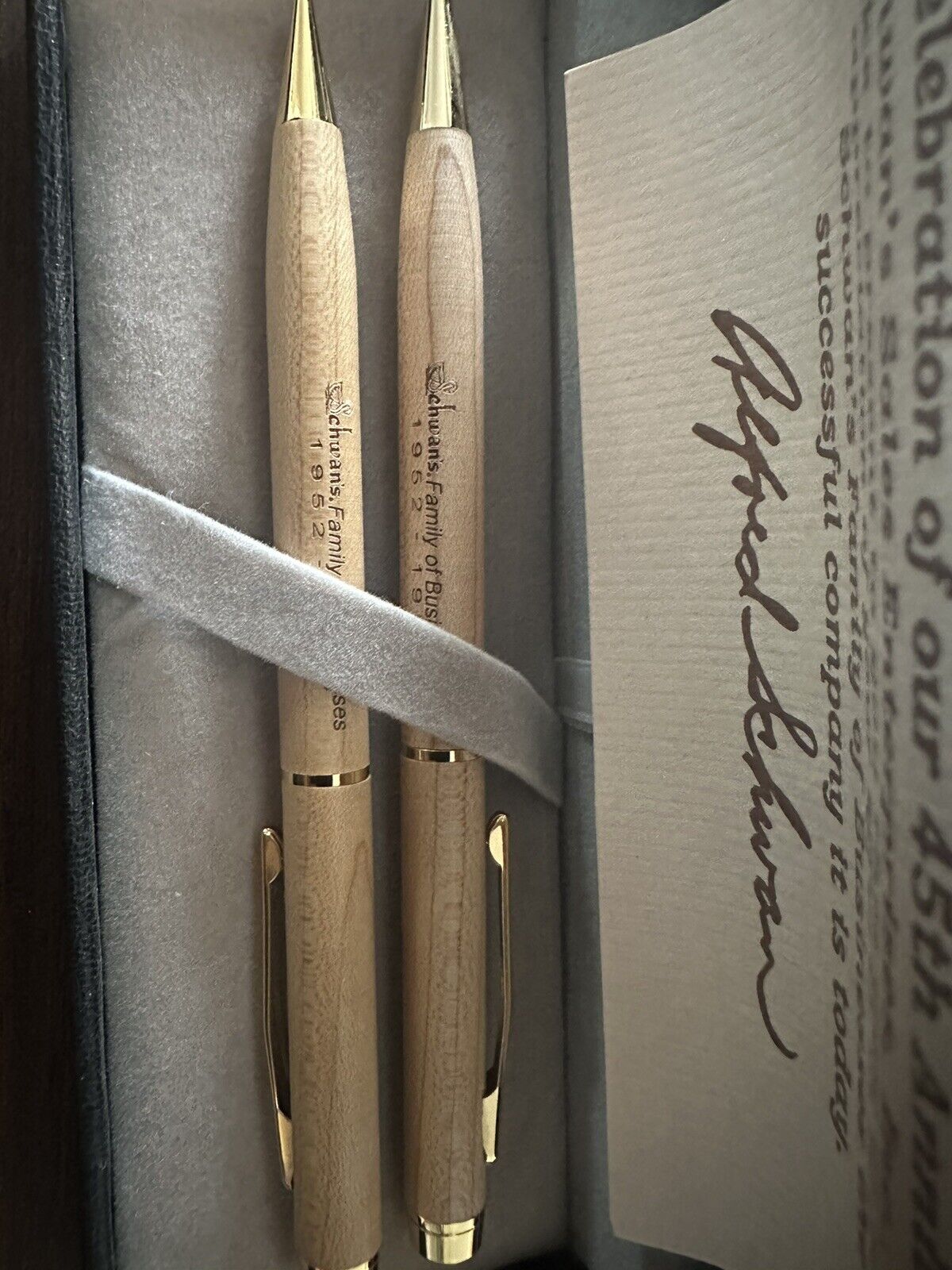 VTG Pierre Cardin Ballpoint Pen and Mechanical Pencil Set Gold Paris w/ Case