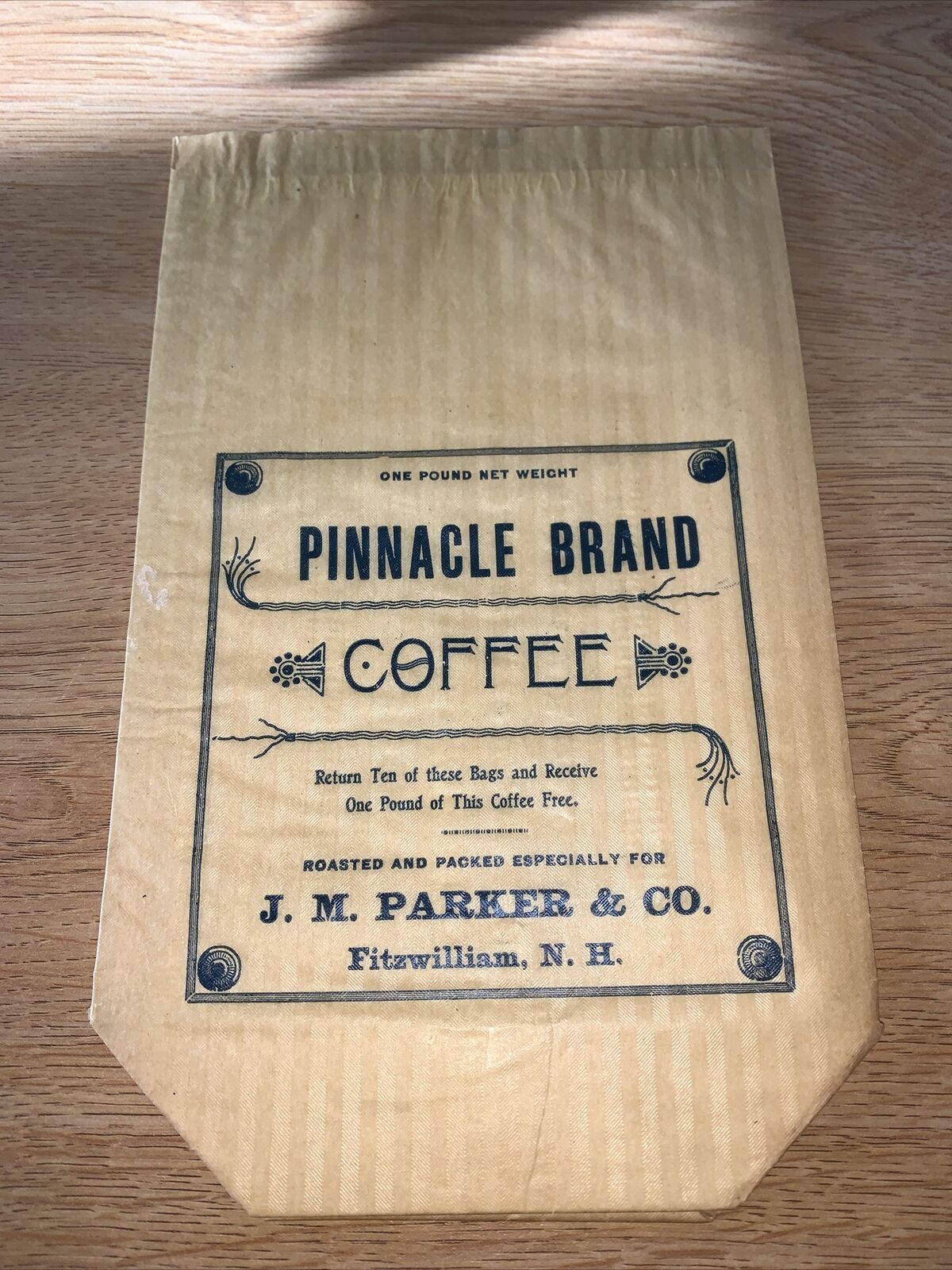 ￼Vintage pinnacle brand coffee bag, Parker & Company. Fitzwilliam New Hampshire
