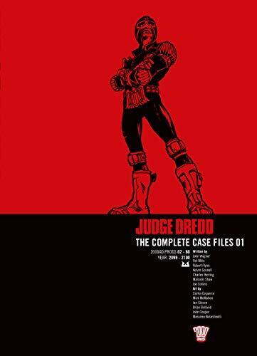 Judge Dredd: The Complete Case Files 01 by Pat Mills Paperback / softback Book