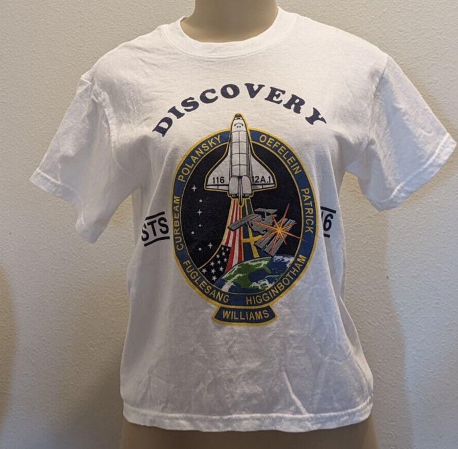 2006 Space Shuttle Discovery STS-116 Youth M  T Shirt NASA  NOS