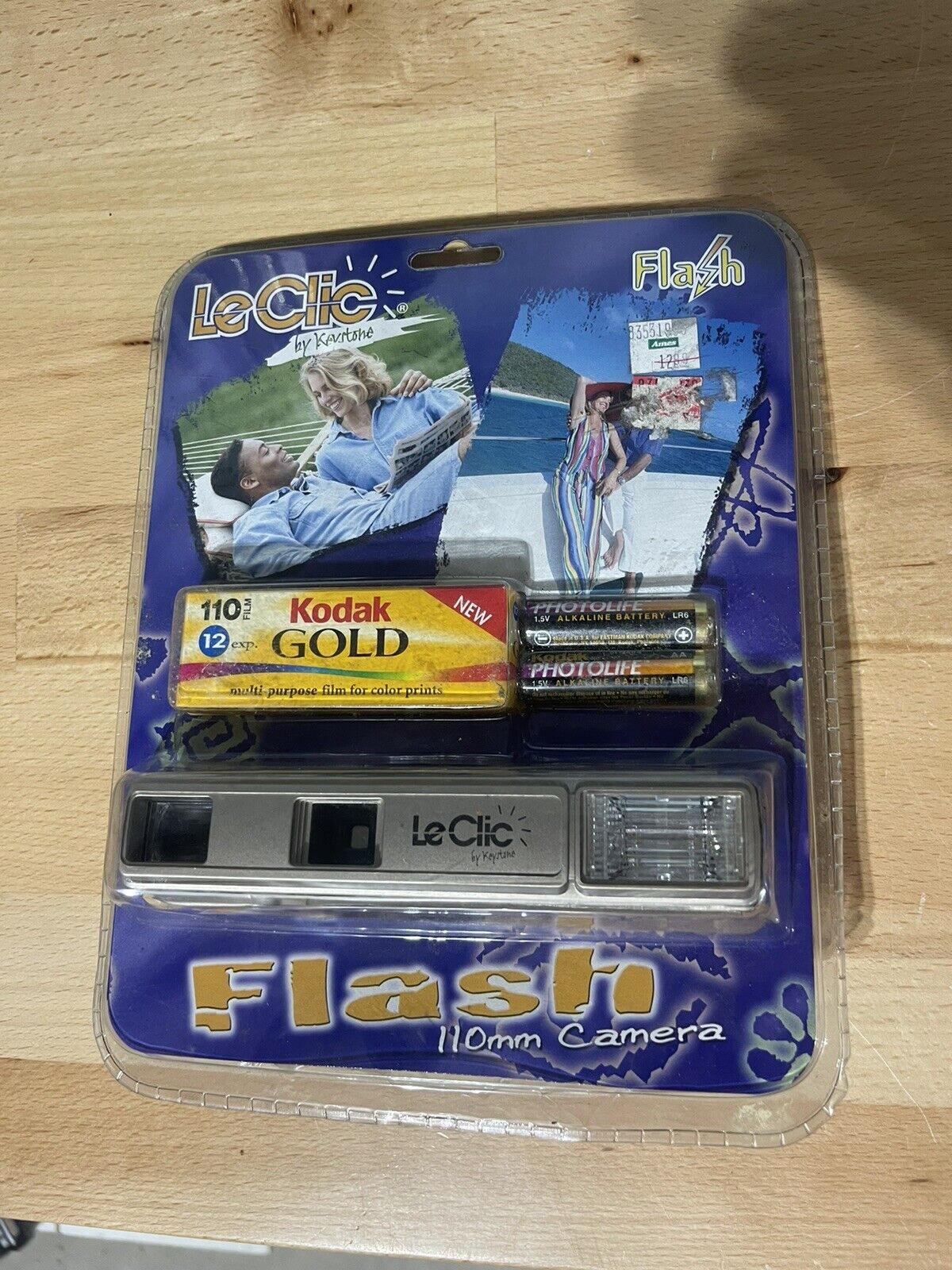 Vintage Le Clic 110 Pocket Film Flash Camera With Film Sealed New