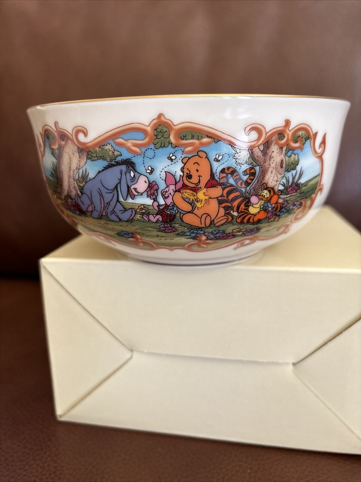 2000 Lenox China Colorful Disney Animated Classics “WINNIE POOH” Bowl NIB