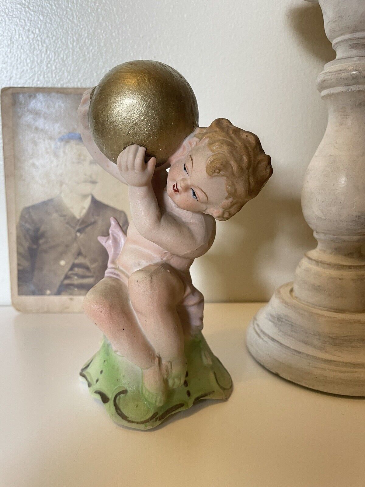 VINTAGE CERAMIC CLASSICAL BOY HOLDING BALL MADE IN JAPAN STATUE FIGURINE