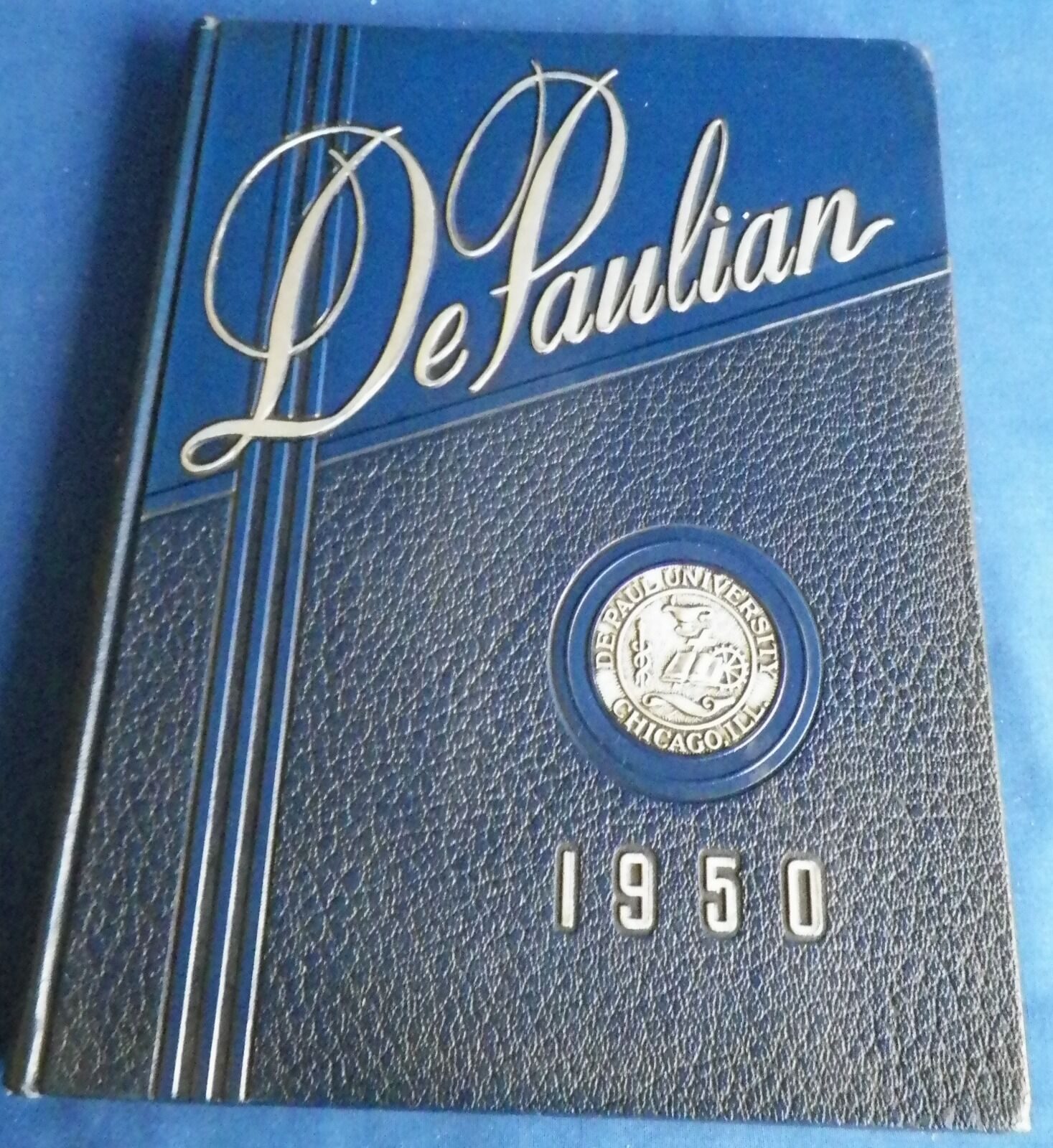 De Paul University Chicago 1950 Yearbook The DePaulian Unsigned VGC