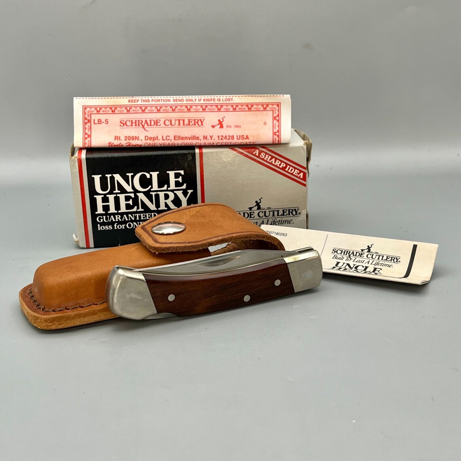 Vintage Schrade LB5 Smokey Lockback Pocket Knife NY Made in USA, Early 90's. NOS