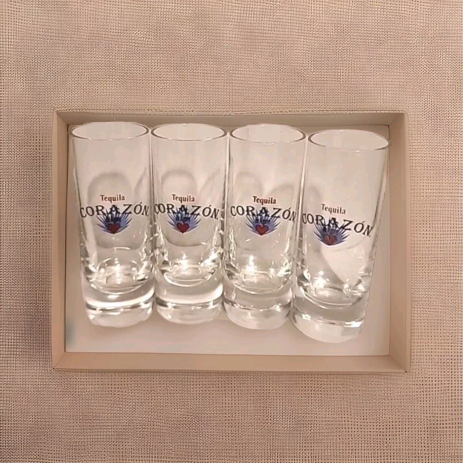 4-2oz Corazon Tequila de Agave Shot Glasses Clear Red & Blue New