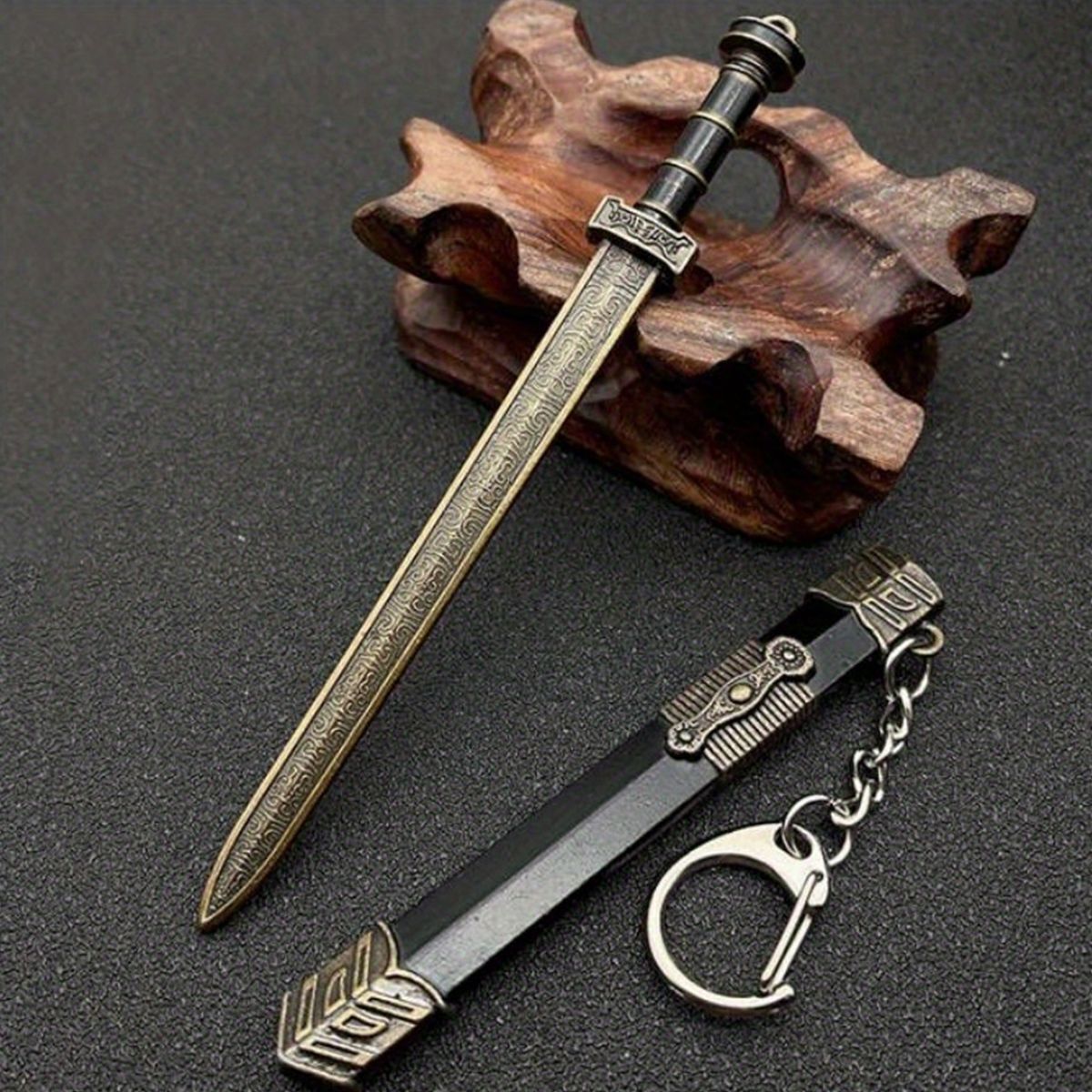 Ancient Chinese Mini Sword Keychain Sword Metal Weapon Toy Key Chain Cute Keycha
