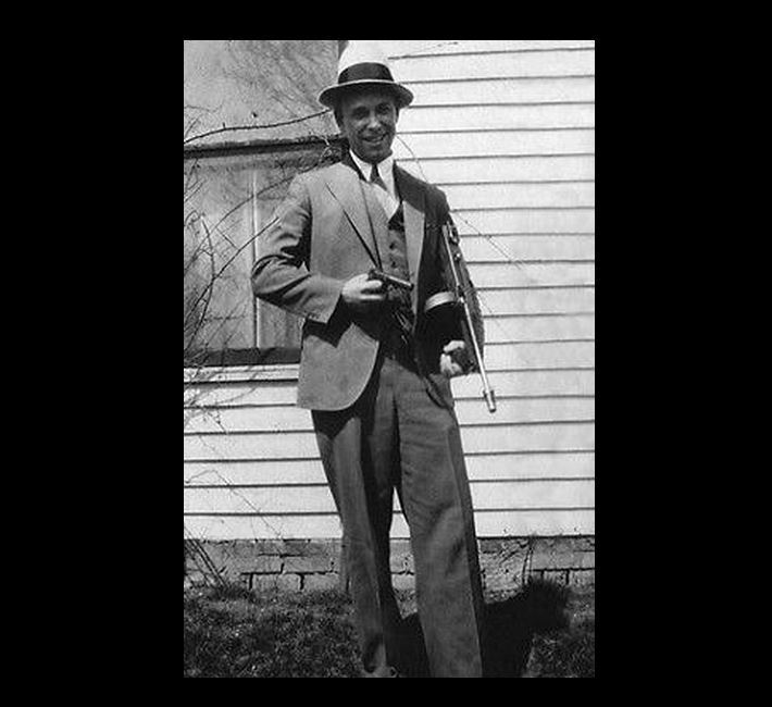 John Dillinger Machine Gun PHOTO Gangster Prohibition Era Great Depression