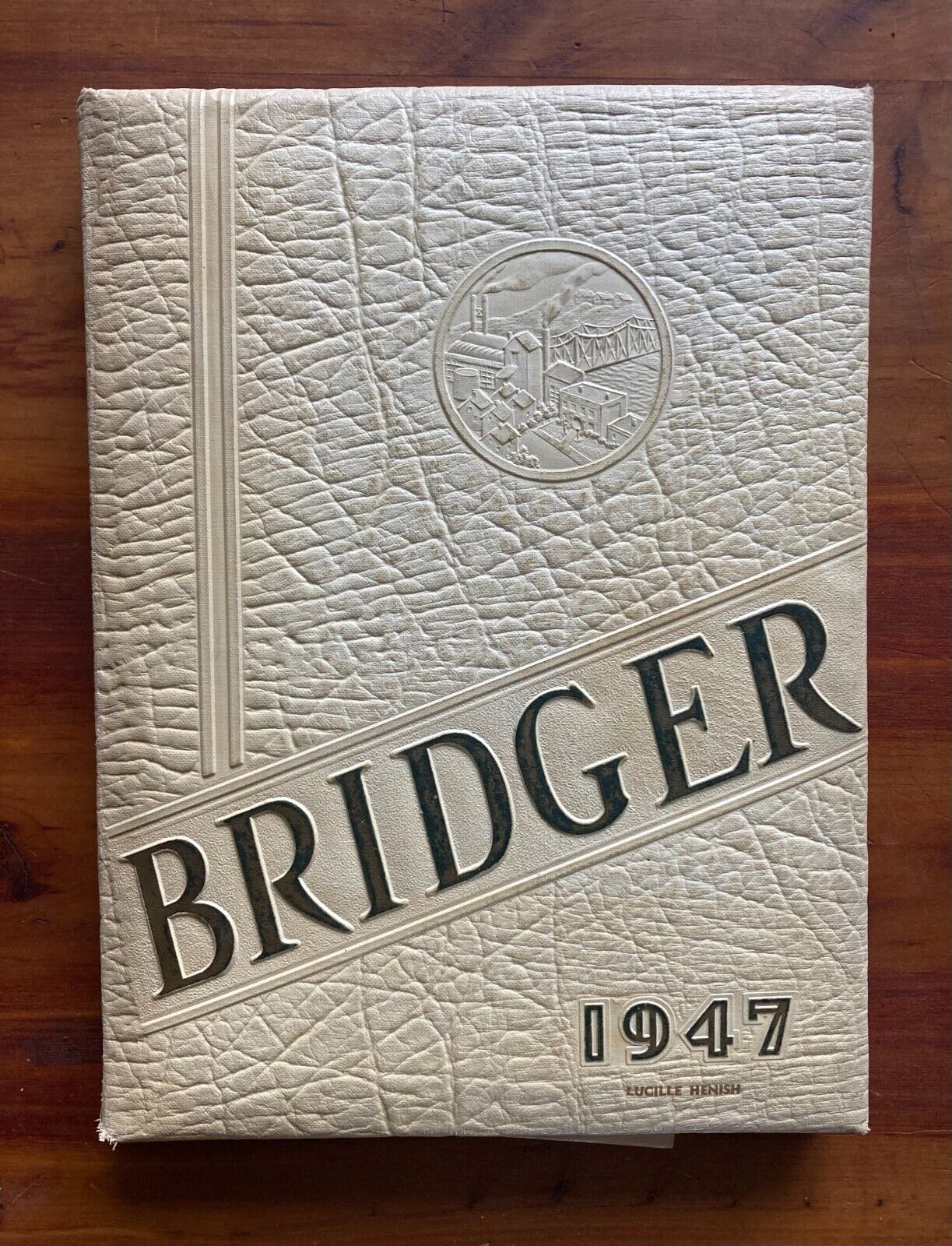 1947 AMBRIDGE AREA HIGH SCHOOL YEARBOOK AMBRIDGE, PENNSYLVANIA  BRIDGER