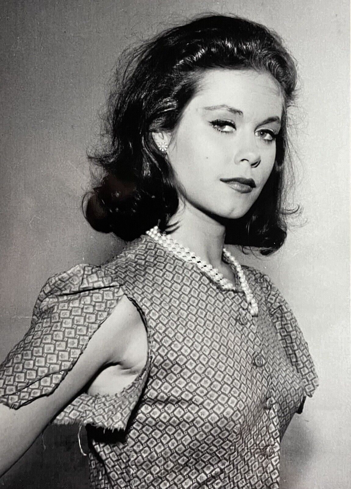 “Elizebeth Montgomery” 1960’s 5X7 B&W Glossy/Beautiful Actress “STUNNING”💋