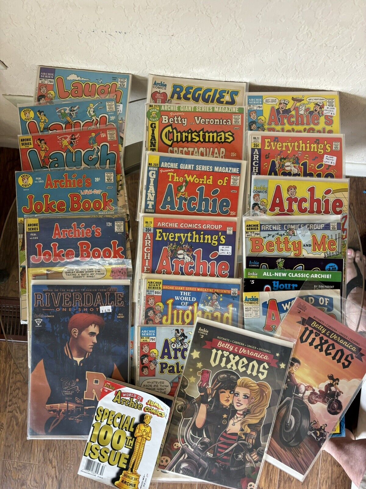 Vintage 60\'s Archie Comic Book lot (23 Books)