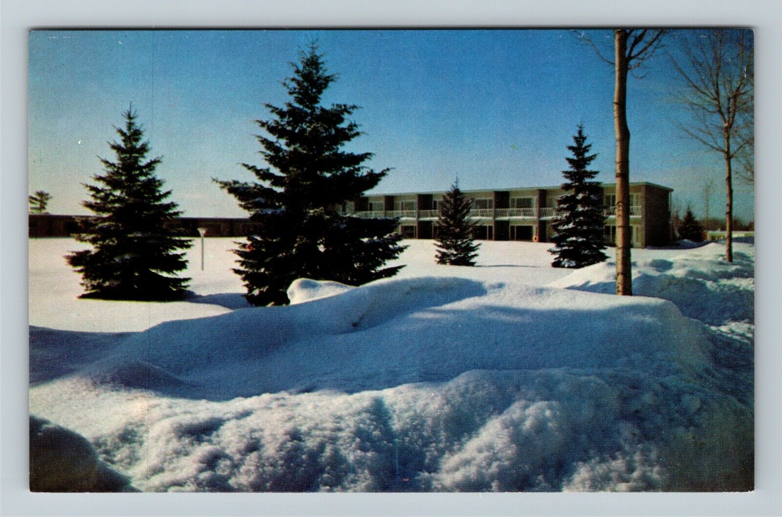 MI-Michigan Fletcher Motels US 23 North Winter View, Antique Vintage Postcard