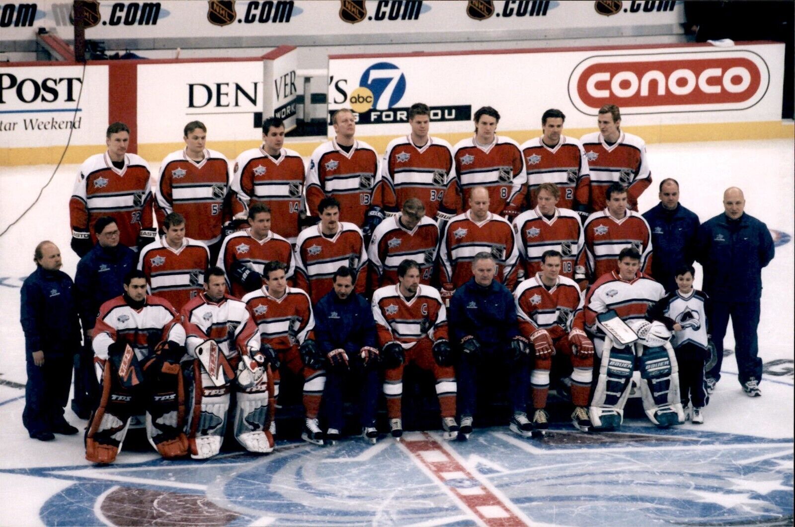 PF37 2001 Original Photo NHL HOCKEY ALL-STAR GAME WORLD TEAM LIDSTROM HASEK