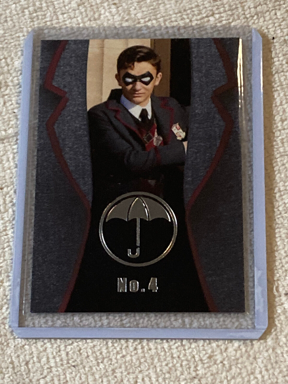 2020 Rittenhouse The Umbrella Academy Season One Then and Now #TN4 No. 4 NM Card