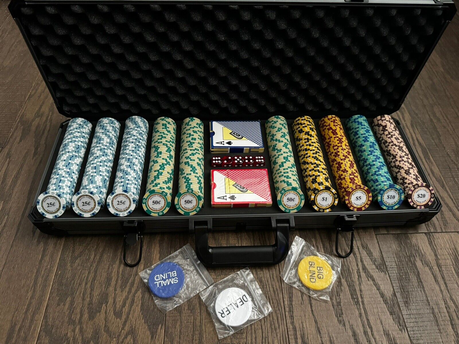 500 Piece Monte Carlo Low Denomination Poker Chip Set - 14g Heavy Clay Chips