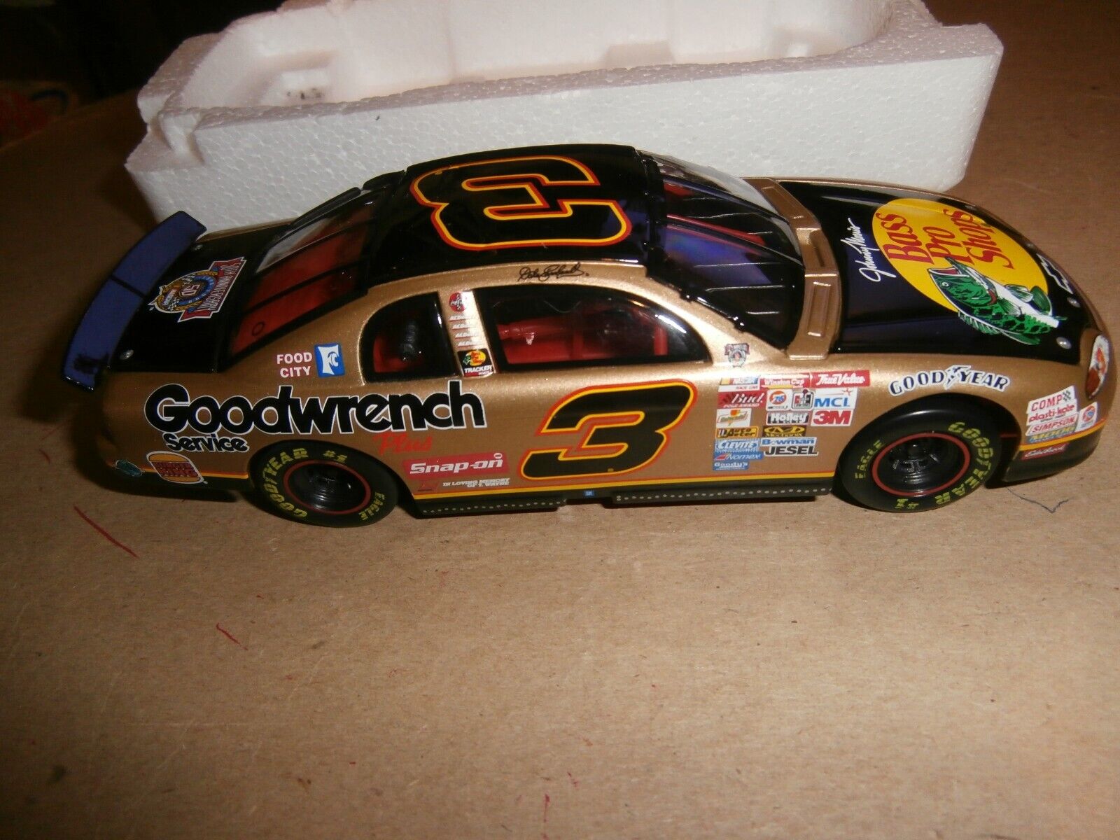#3 Dale Earnhardt Die Cast 1998 Bass Pro Shops Goodwrench RCR Museum Chevy 1:32