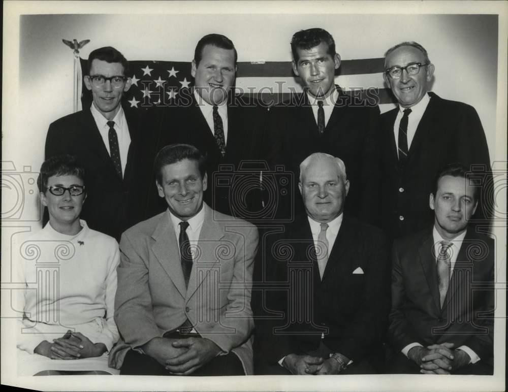 1969 Press Photo Republican politicians pose in Berne, New York - tua49971