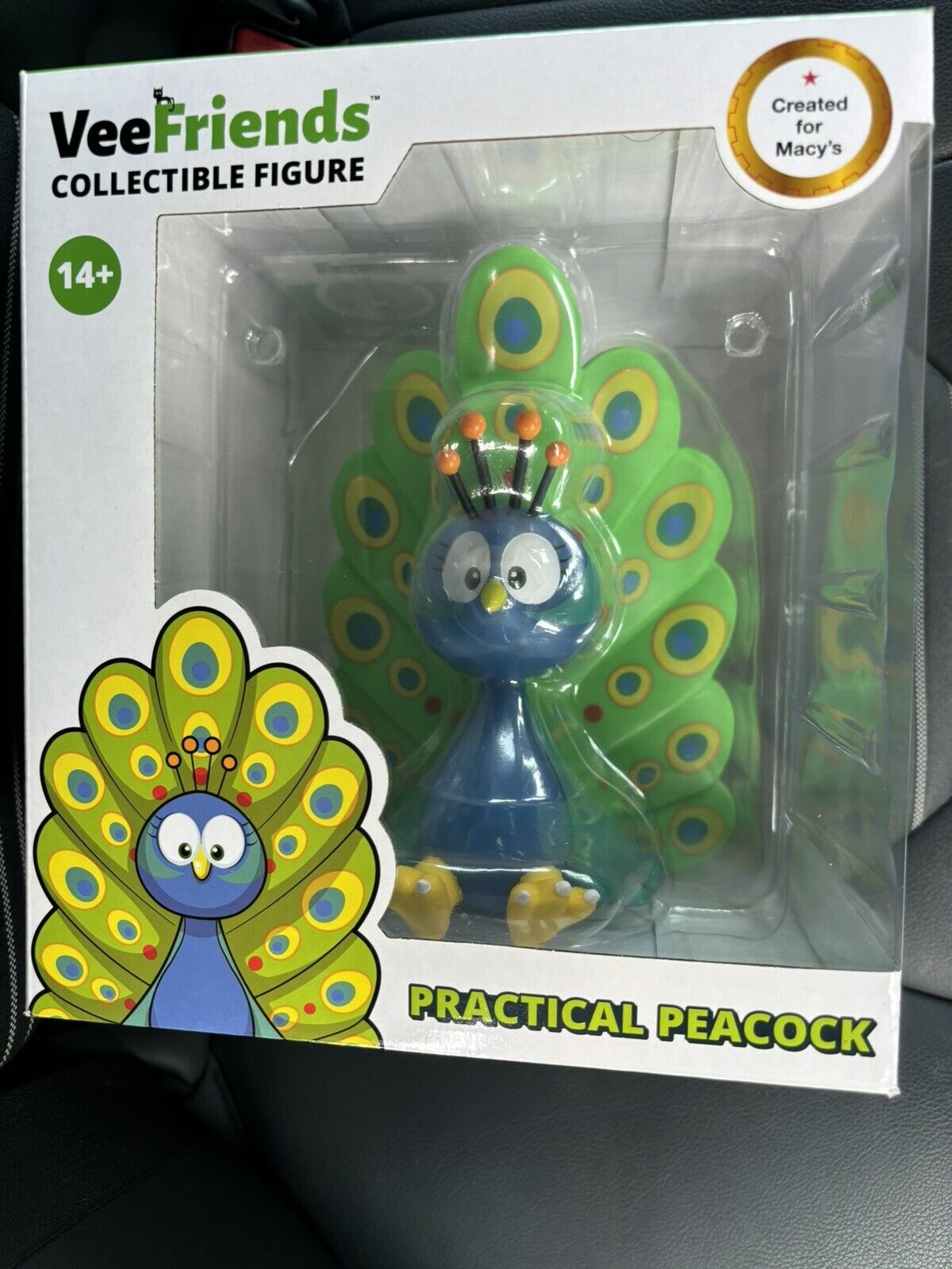 Vee Friends Collectible 6\