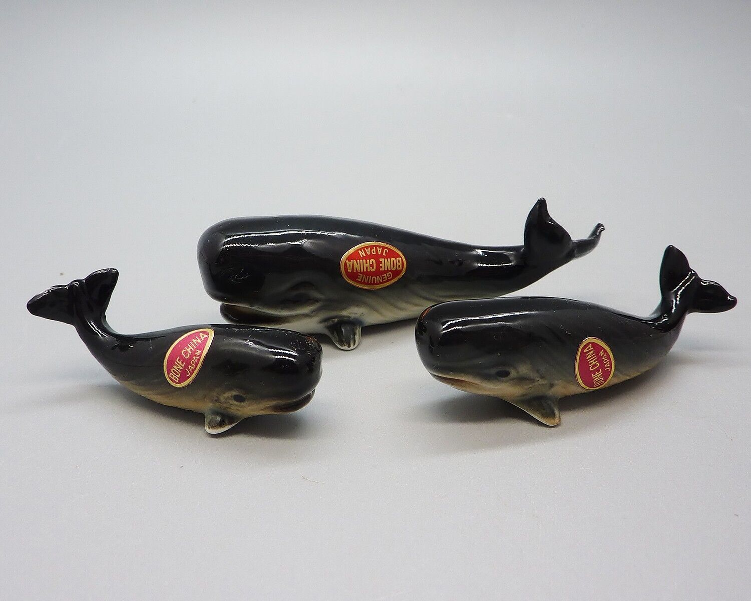 Frisco Golden Gate Bone China Japan 3-Piece Miniature Whale Figurine Family