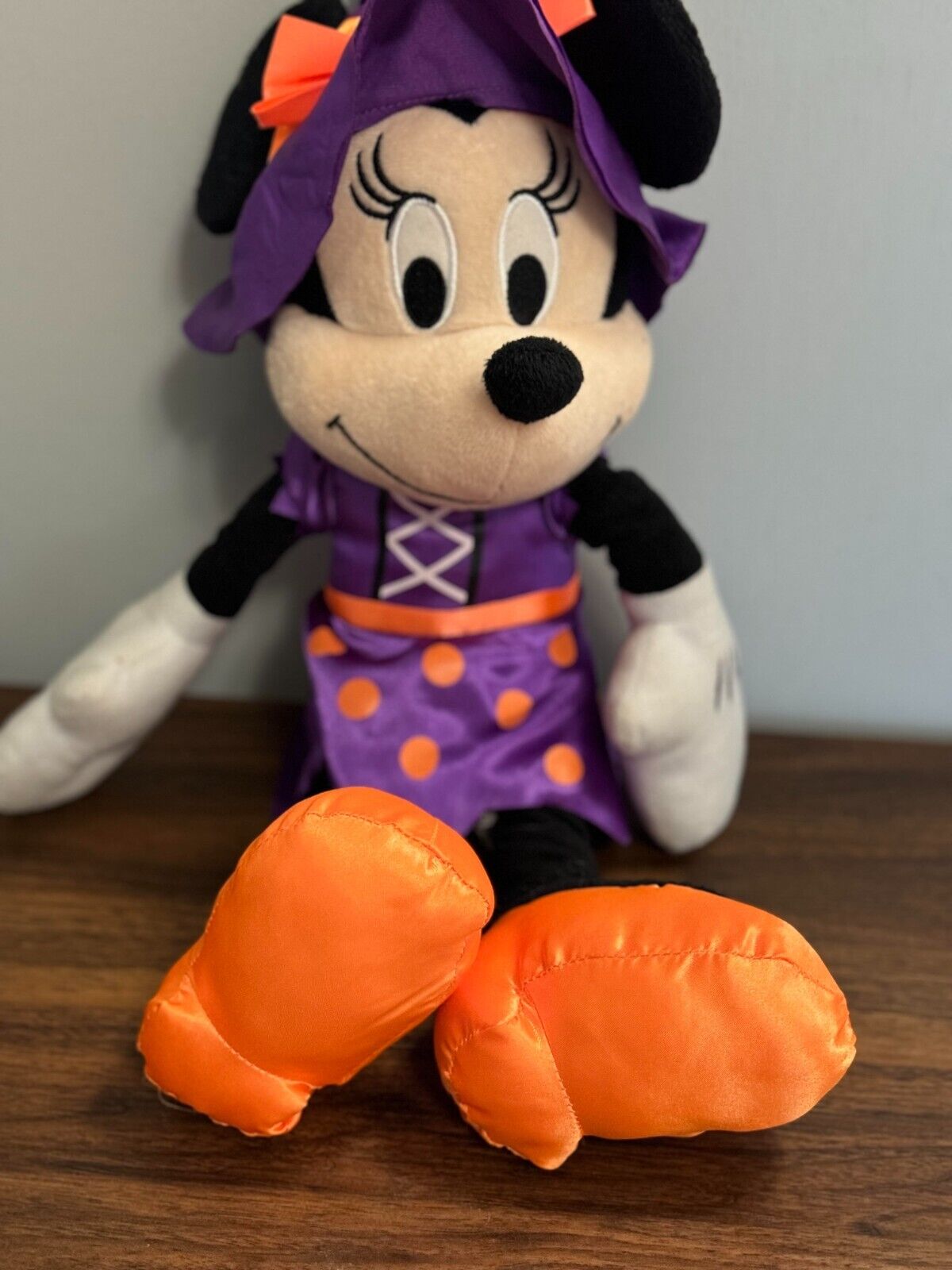 Disney Store Halloween Witch Minnie Mouse Plush Stuffed Animal Purple Orange
