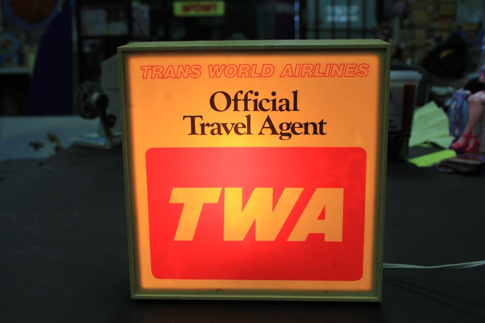 VINTAGE TRANS WORLD AIRLINES Light Up SIGN GAS OIL AIRPLANE AVIATION TWA HANGAR