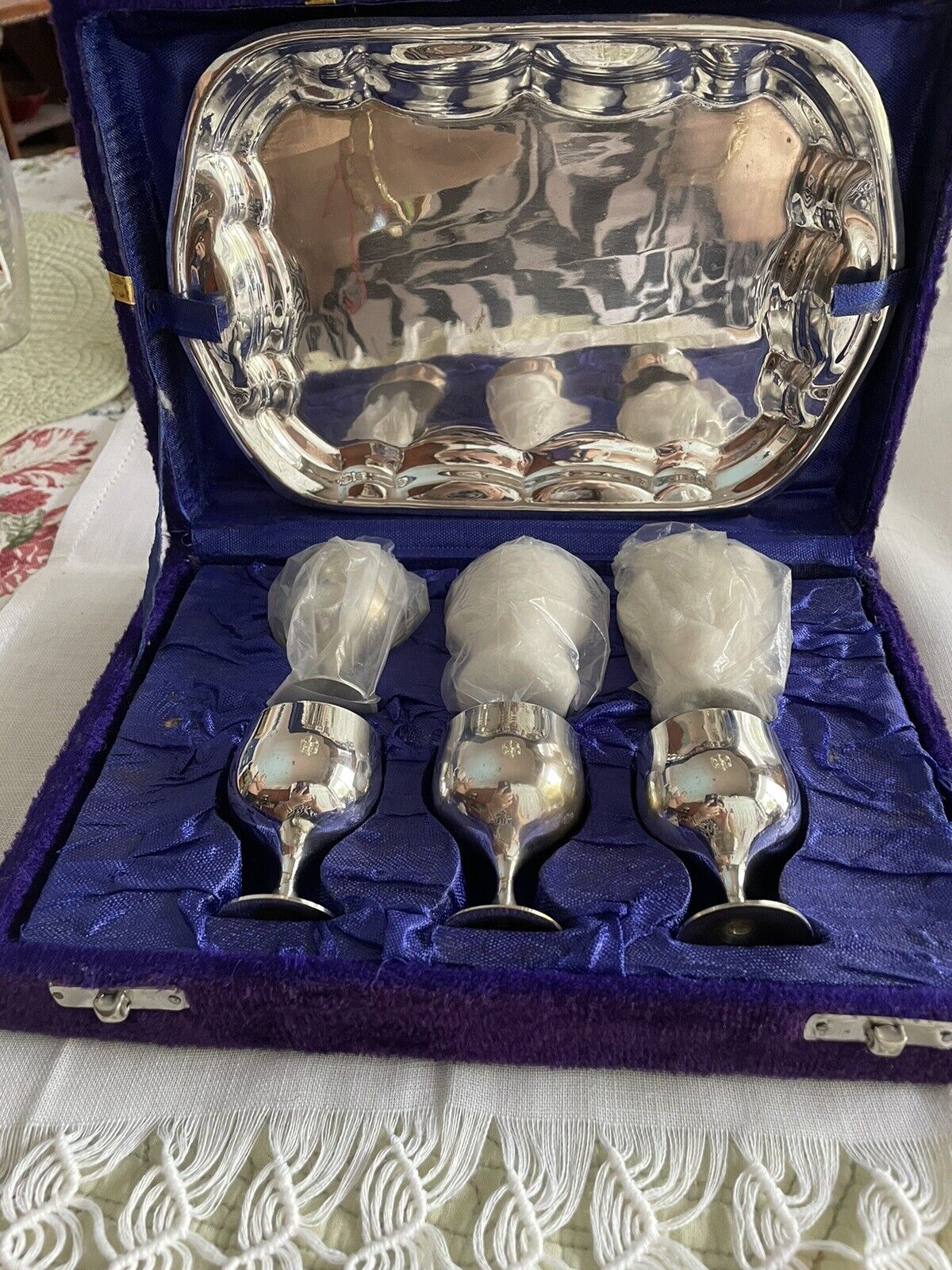Vintage Beautiful Case With German Silver 6 Vine Goblets And A Tray