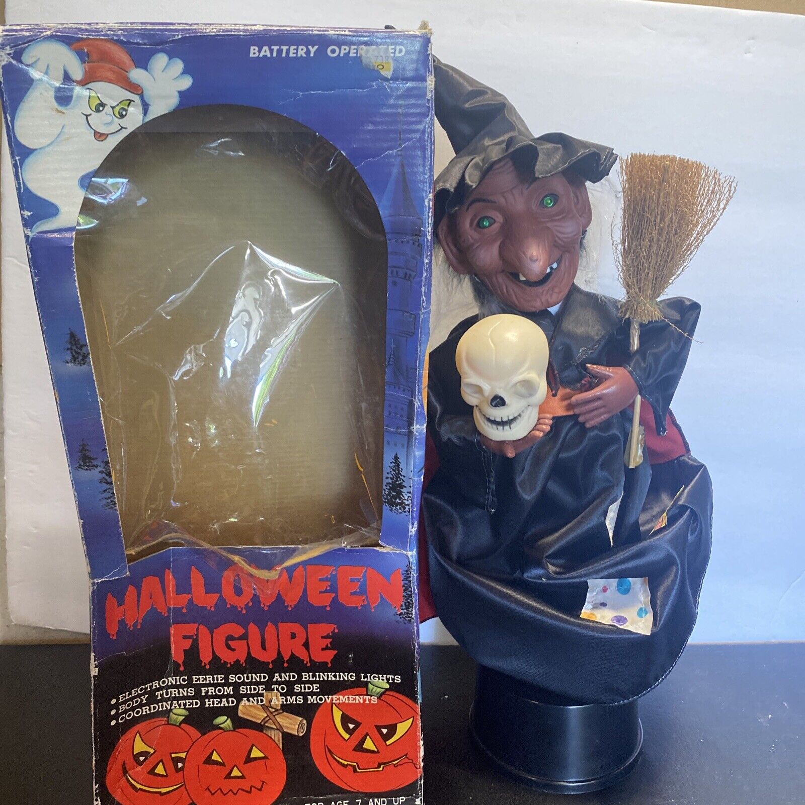 Vintage Halloween Witch 1988 Funny Toys Corp Lights Up & Eerie Music 19\