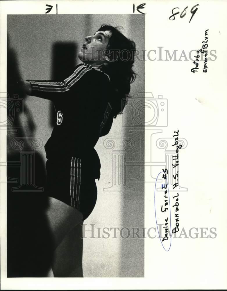 1982 Press Photo Denise Farral of Bonnabel High School Volleyball Team