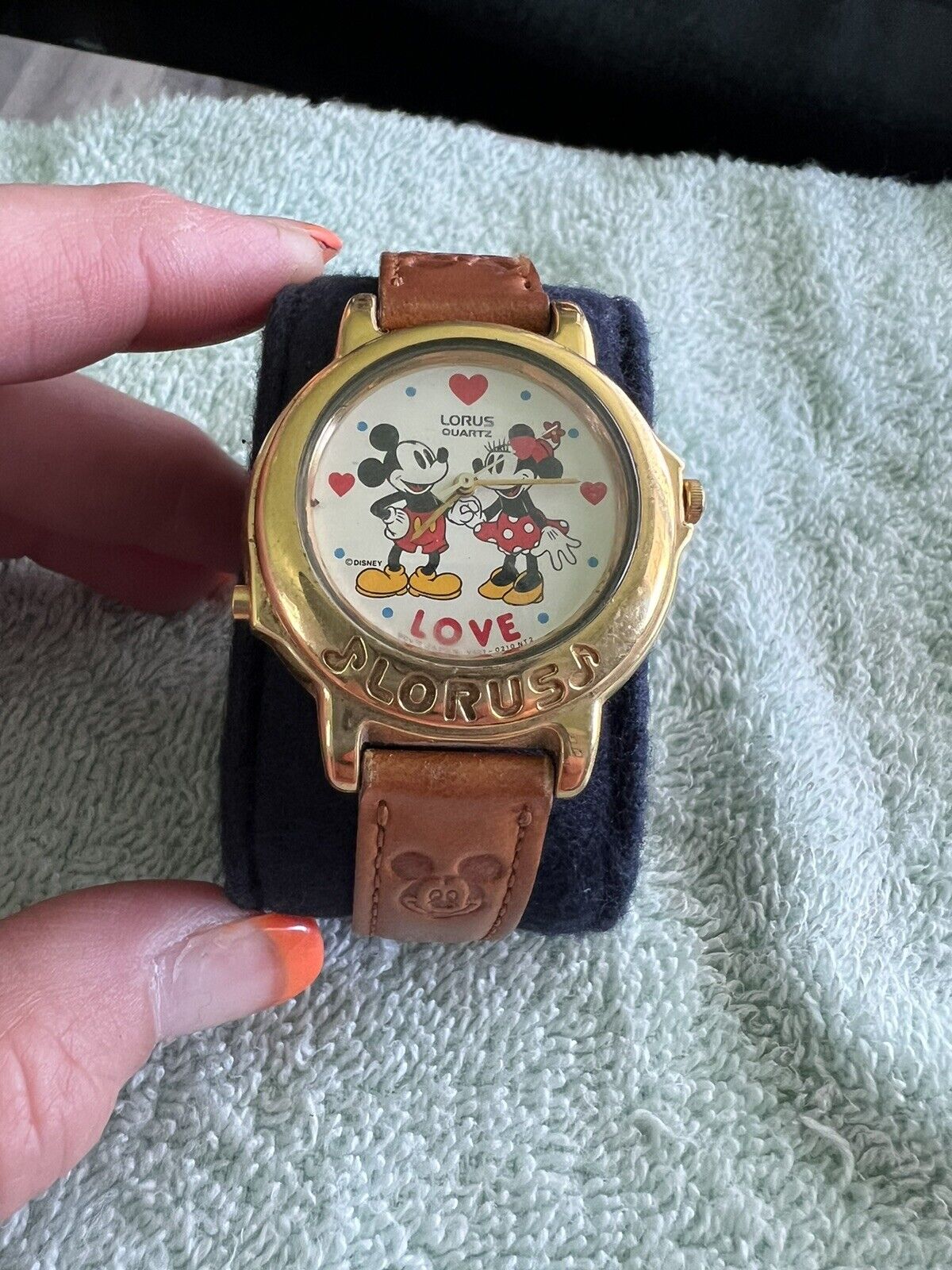 Vtg Lorus Mickey Minnie Mouse Love Musical Watch  Leather Band