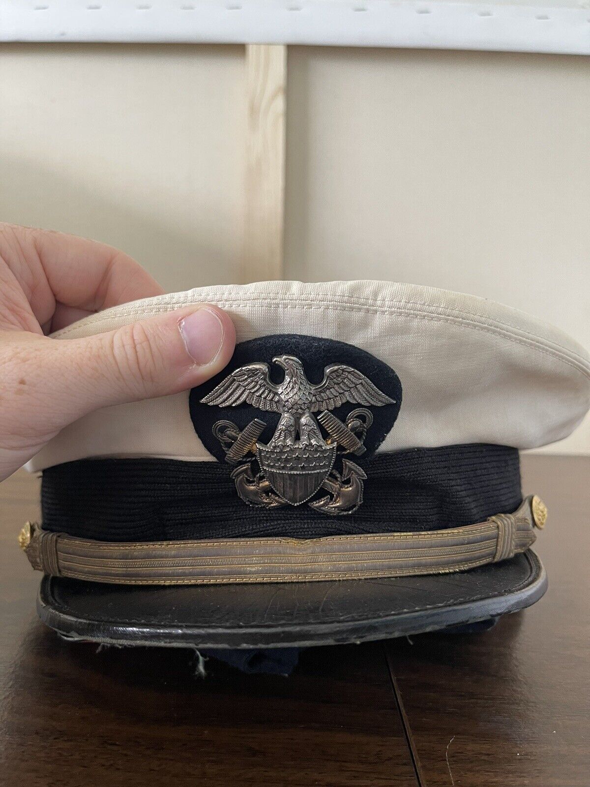 WW2 WWII US Navy USN Officer Uniform Hat Visor Cap Khaki Sailor White w/ Badge
