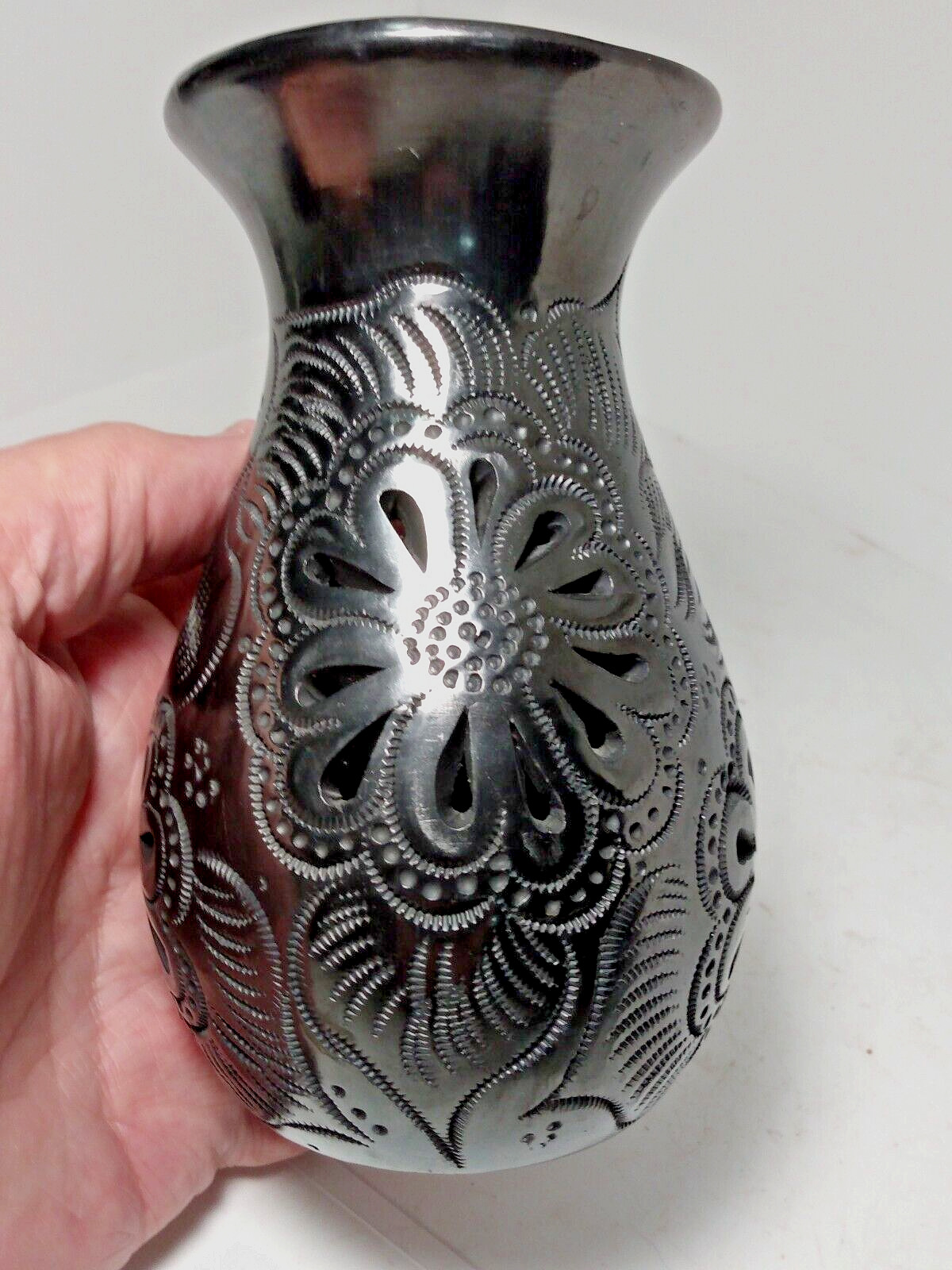 Dona Rosa,  Oaxaca Mexico Indian Pottery Vase - Black & Carved