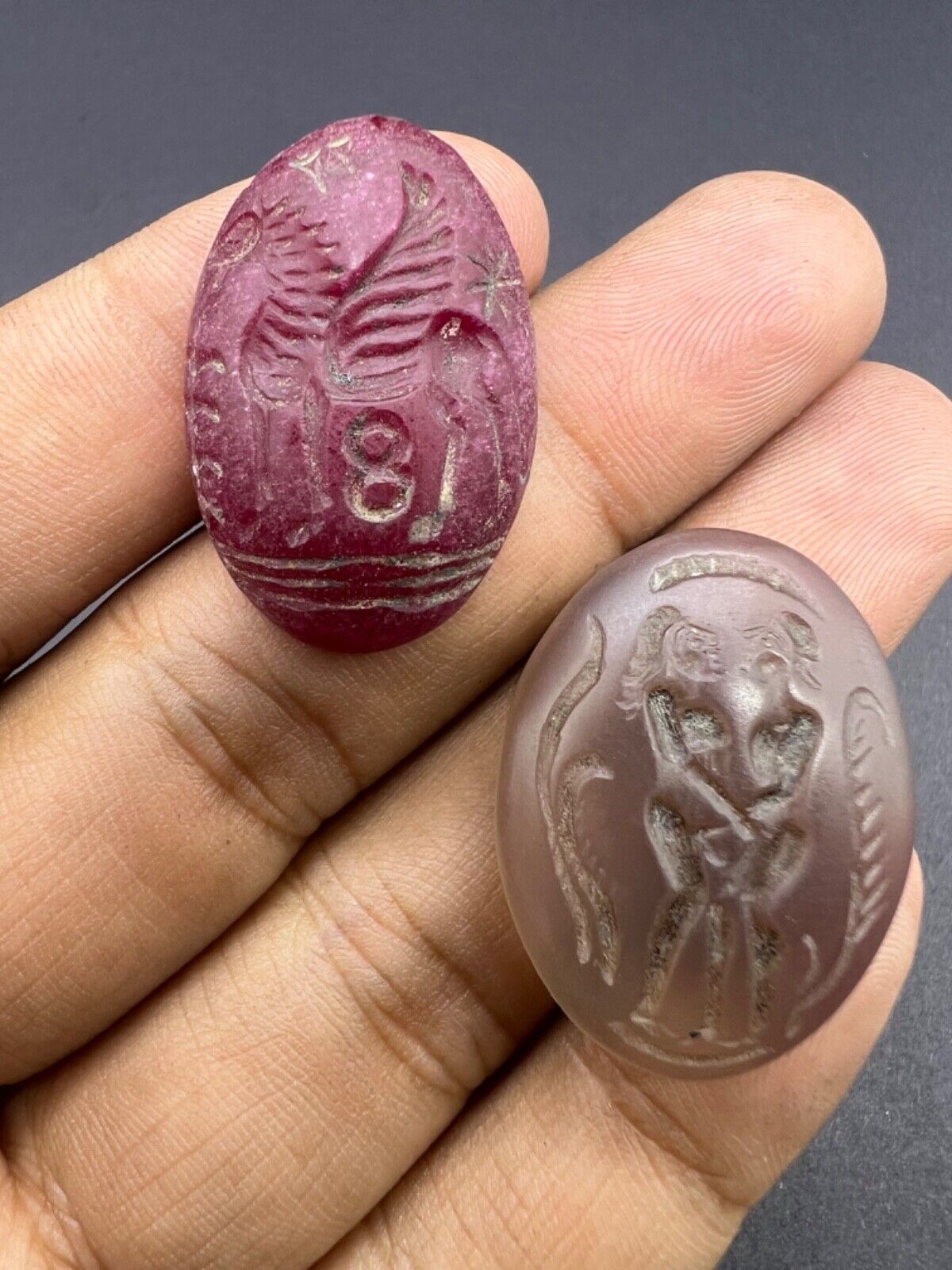 Wonderful Old Pair Of Different Agate Intaglios Cabochon Stamp Seals