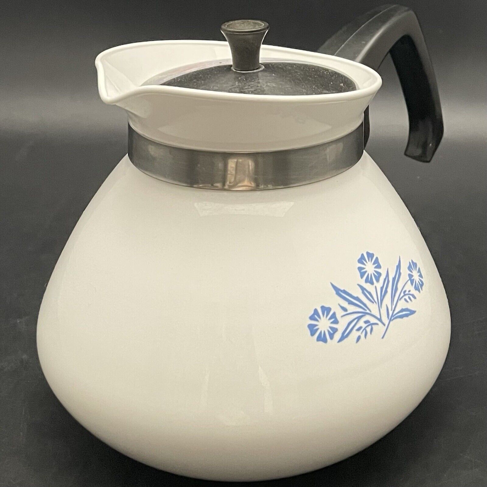 Corning Ware Blue Cornflower 6 Cup Tea Kettle with Lid circa 1960s Made in USA
