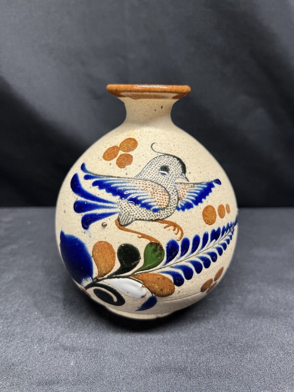 Vintage Tonal Mexican Pottery 5” Vase Bird With Fern Design Signed Mexico