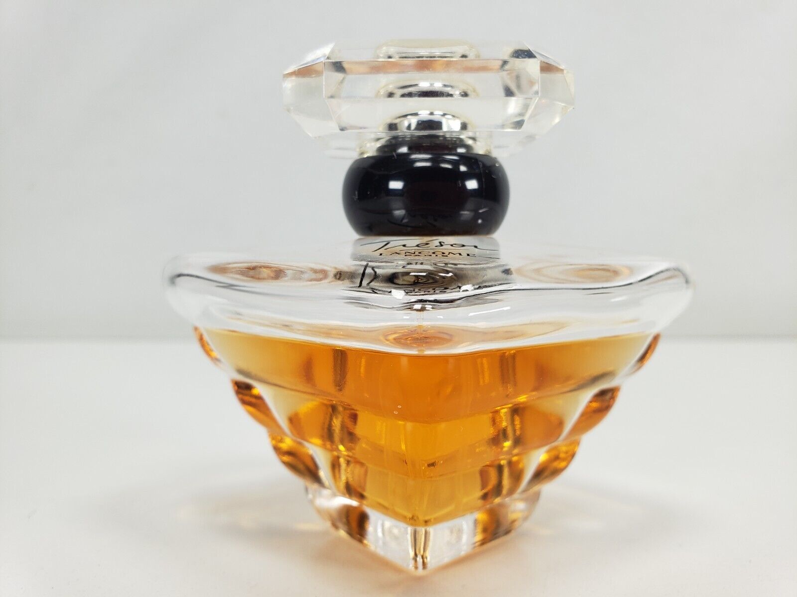Vintage Tresor Lancome Paris Eau De Parfum 1.7 Oz. Spray Perfume