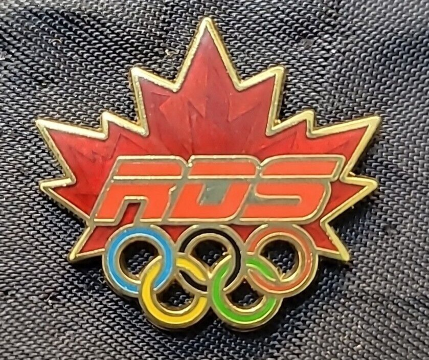 2010 VANCOUVER RDS CANADA MAPLE LEAF MEDIA OLYMPIC PIN