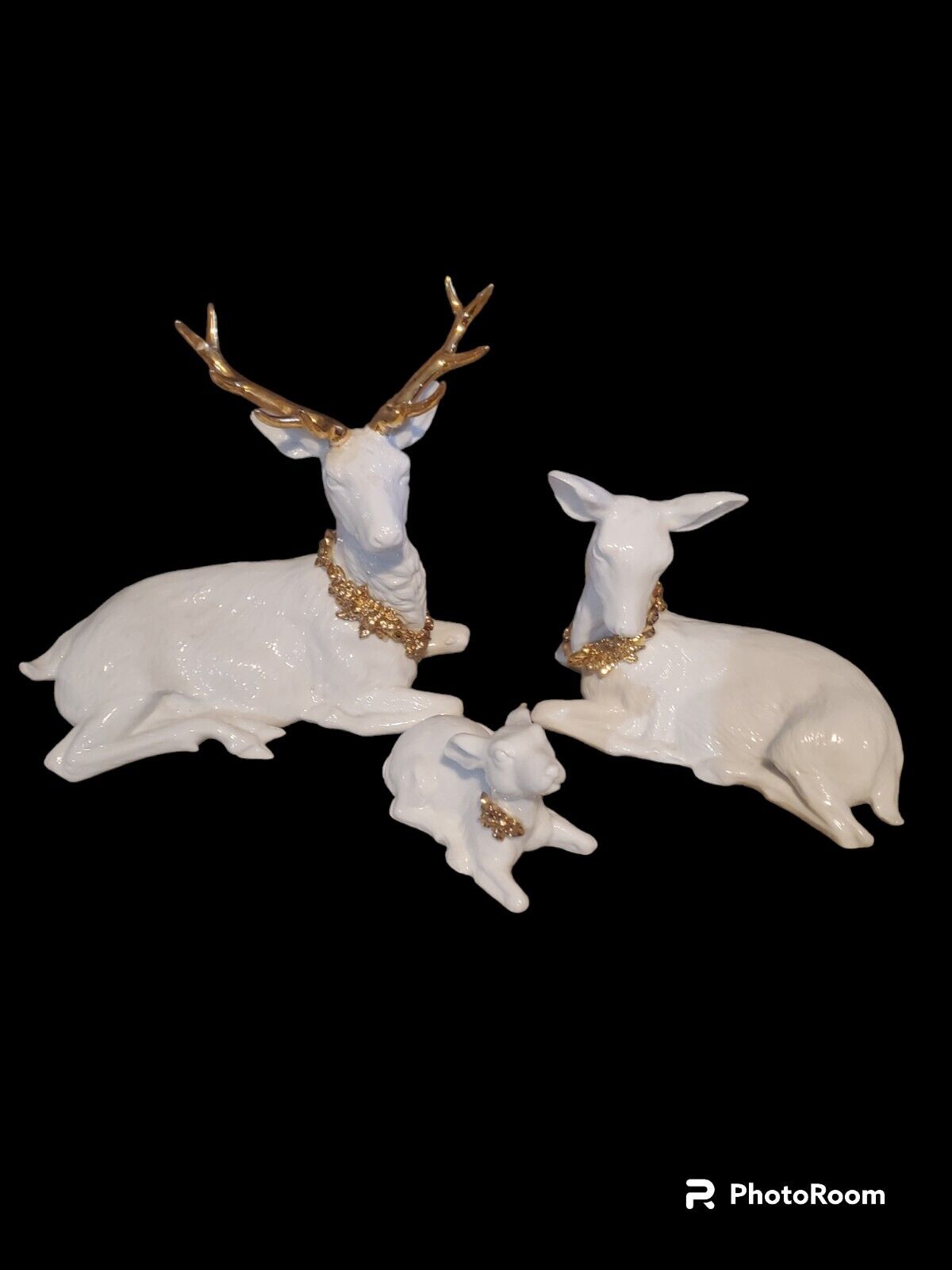 THREE PIECE WHITE PORCELAIN DEER FAMILY GOLD ACCENTS HUNTING NEW GALLERIA INC 