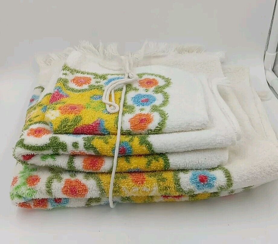 Vtg  St Mary's  New York Retro 3 Pc  Bath Towel Set Yellow Orange Blue Flowers 