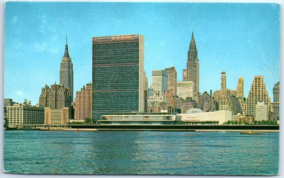 Postcard - Mid Manhattan - New York City, New York