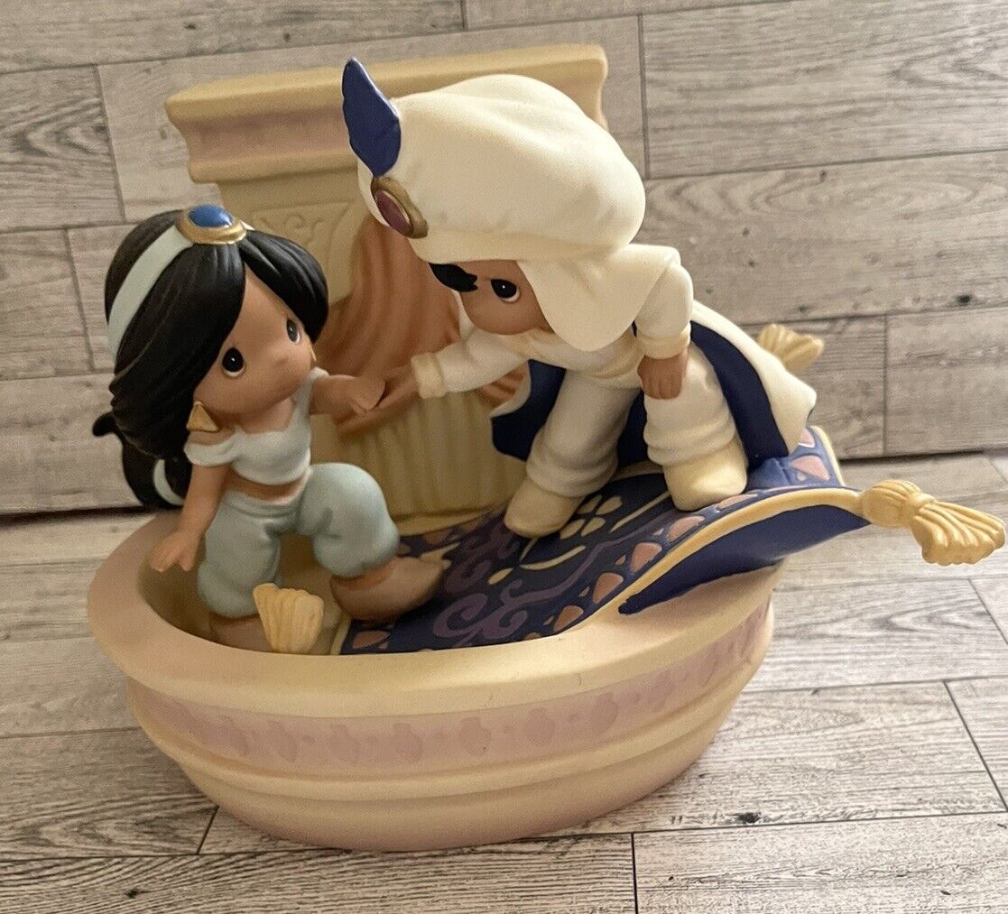 Precious Moments A Magical World Awaits You Disney Aladdin Limited Edition