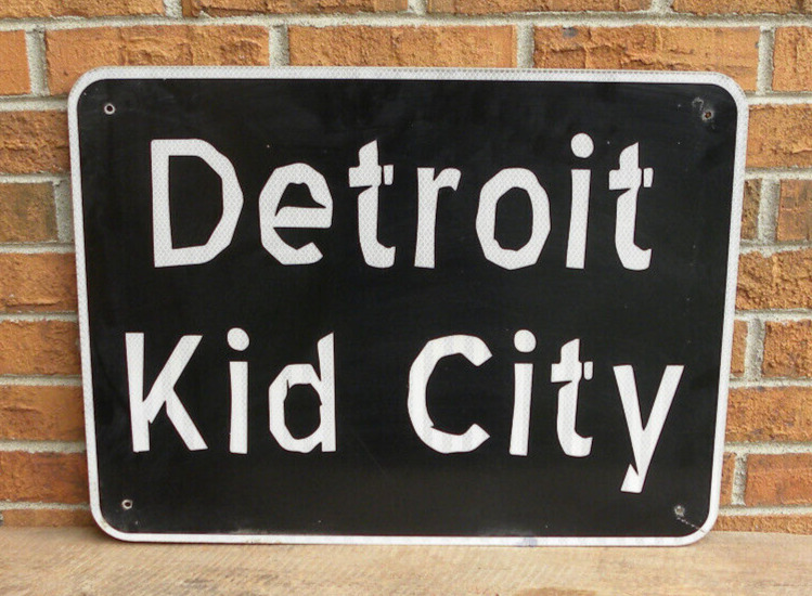 Retired Detroit Kid City, Highway Road Sign, Metal, 24\