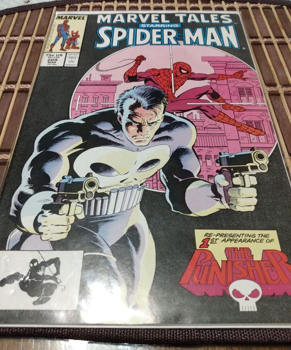 Marvel Tales #209 Classic Spider-Man Punisher Cover Marvel 1987  VG+/ Fine-